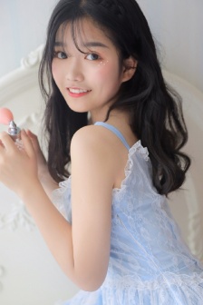 草莓视频.APP深夜释放自己